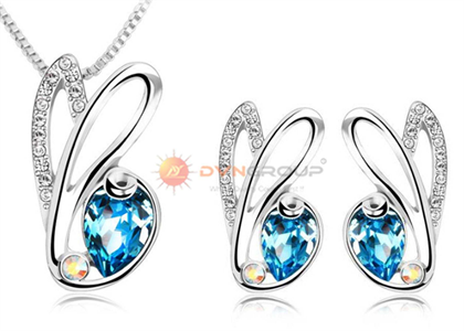 Rhodium Plated | Fashion Pendant Sets